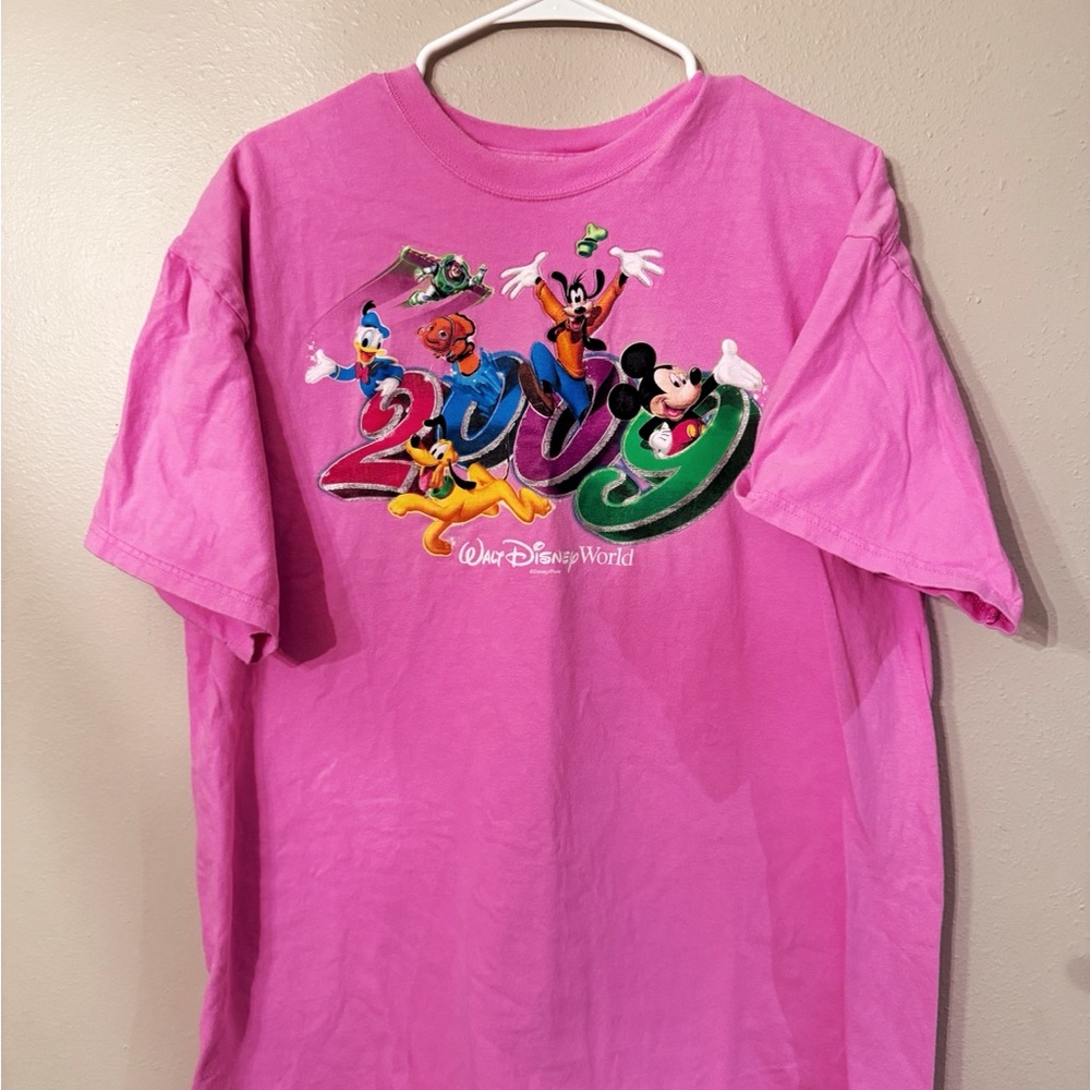 Disney 2009 pink graphic tee with Mickey, Buzz, Nemo XL